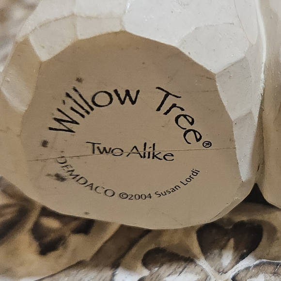 Willow Tree figurine TWO ALIKE 2004 Susan Lordi Twin Girls Sisters Best Friends - Picture 8 of 9